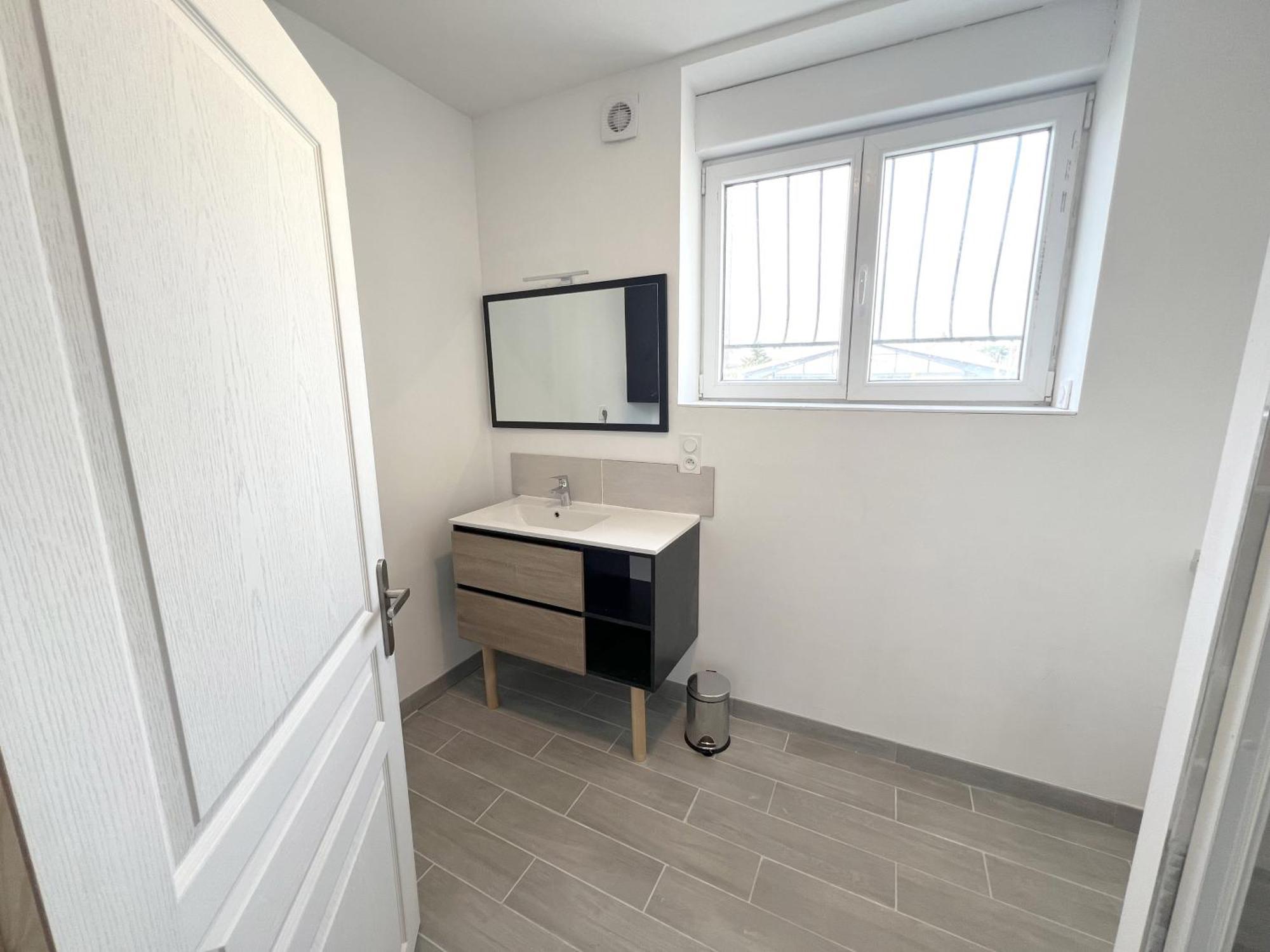 178B - Appartement T2 Tout Confort - Wifi Netflix Le Gond-Pontouvre Εξωτερικό φωτογραφία